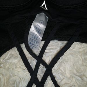lululemon athletica Shirts & Tops - Ivivva black camo Bra top size 8 lululemon athletica Shirts & Tops - Ivivva black camo Bra top size 8